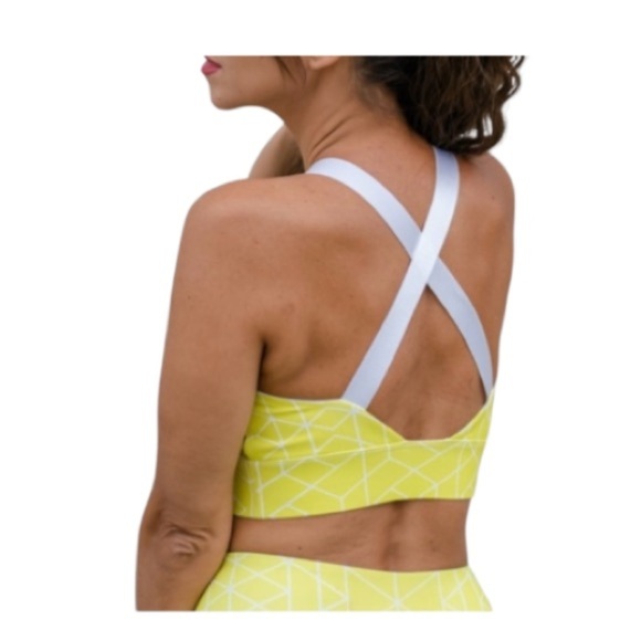 SAVVI Fit Geo Sports Bra | Size medium - Picture 2 of 8